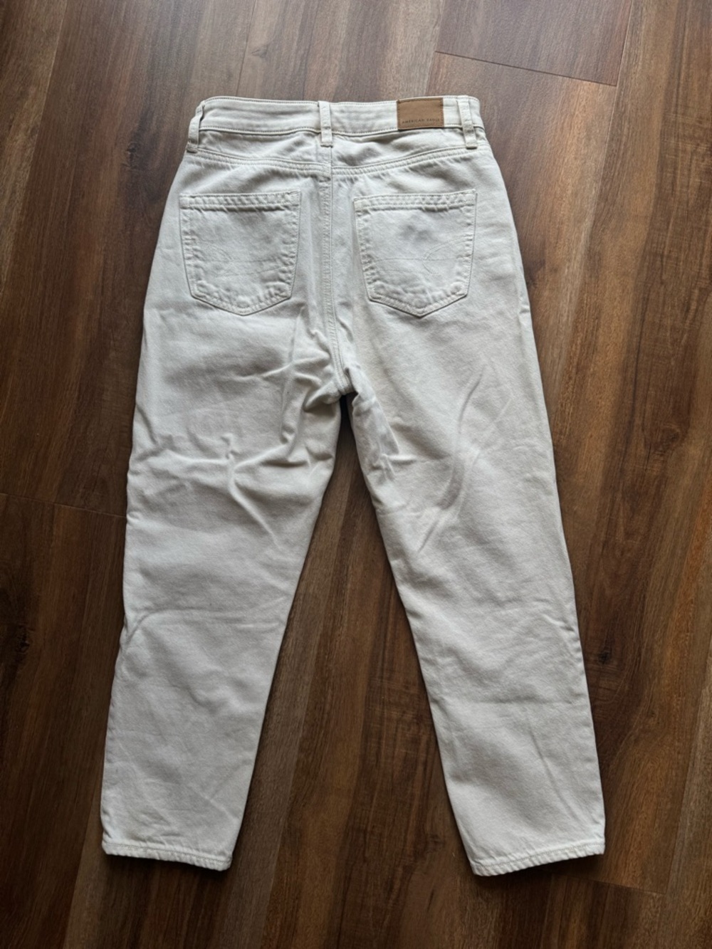 American Eagle Cream Straight Leg Jeans High Rise Neutral Denim Size X-Short - Picture 3 of 7